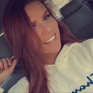 Meet your Posher, Valerie